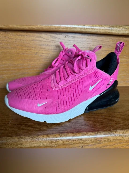 Nike Pink Air Max 270 - Picture 1 of 4
